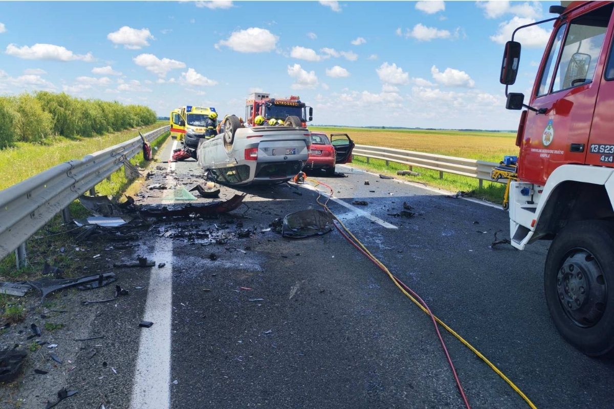Stravična nesreća odnijela četiri života, jedna osoba završila u bolnici