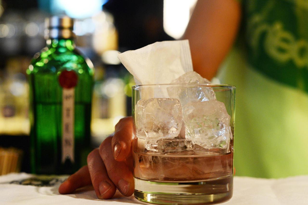 Dva pijana ispada na brodskom području, policija podnosi optužne prijedloge