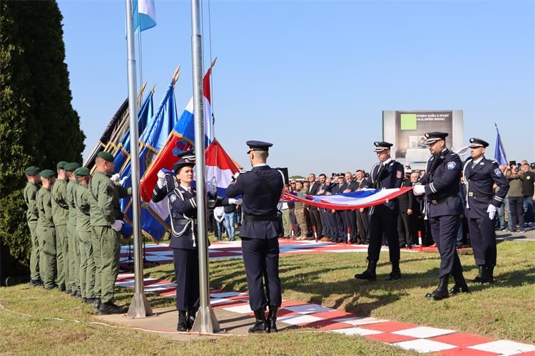 Borovo i Vinkovci u znaku sjećanja: program obilježavanja 35. obljetnice pogibije 12 redarstvenika
