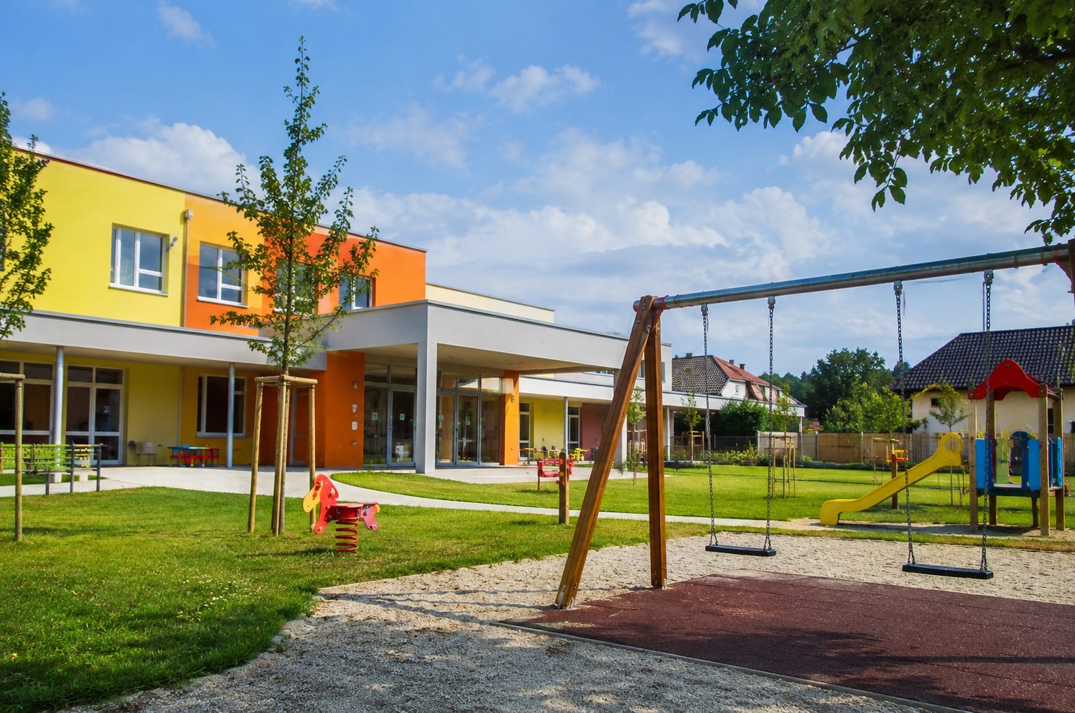 Više od 5,5 milijuna eura za vrtiće i dječja igrališta u Slavoniji