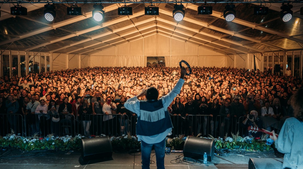 Večeras Vinkovačke jeseni donose čobanac, tradiciju i koncert Hiljsona Mandele