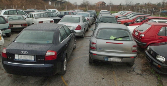 Pijan i bez vozačke zaustavljen u Novoj Kapeli: policija mu oduzela automobil
