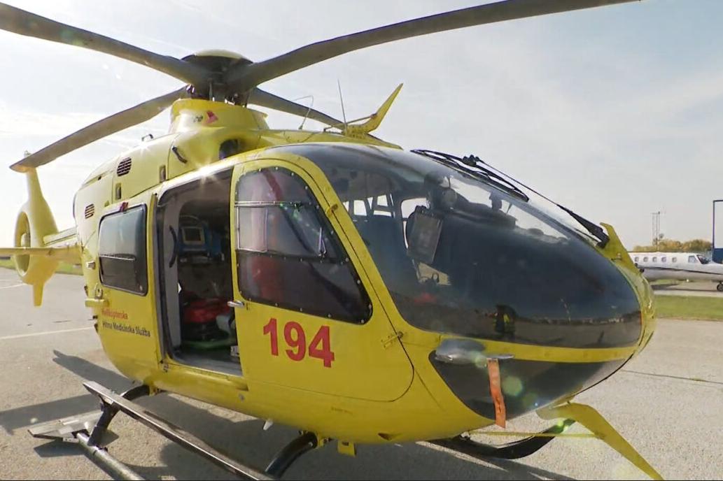 Teška nesreća kod Mikleuša: motociklist završio u stablu, helikopterom prevezen u Osijek