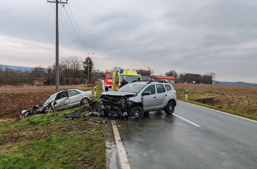Sudar u Badljevini: dvojica vozača teško ozlijeđena