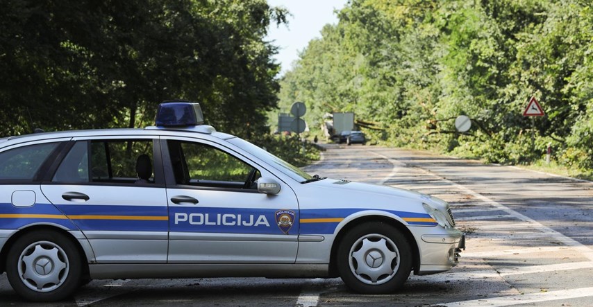 Dvije osobe ozlijeđene u sudaru kod Mirkovaca, pijanom vozaču iz Vukovara 1900 eura kazne