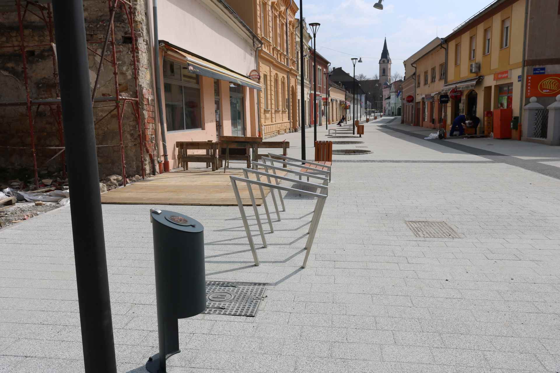 Sukob dvojice mladića ispred trgovine u Pakracu