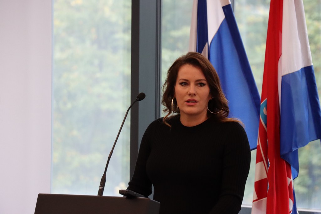 Politika ispred djece u Novoj Gradiški