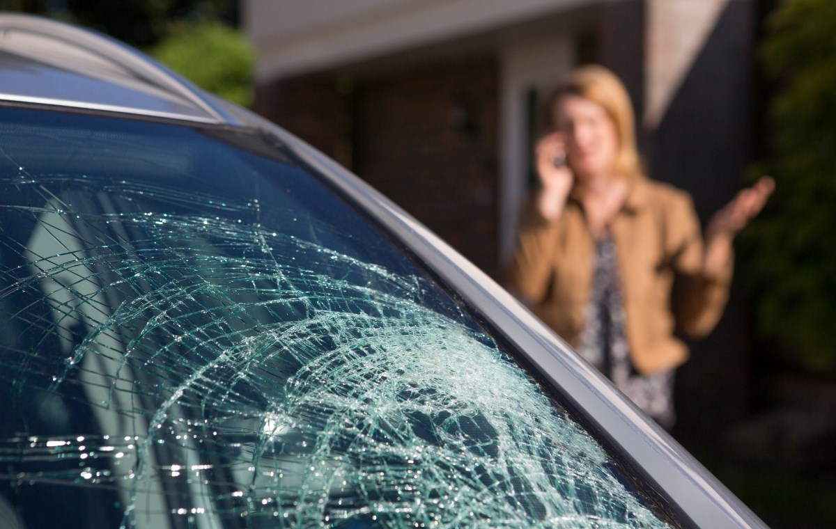 Serijski štetočina Policija istražuje nekoliko oštećenja automobila